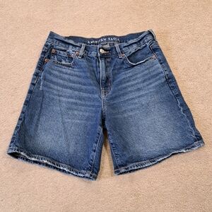 American Eagle Denim Bermuda Shorts Women's Size 4 Blue Jean Shorts Distressed